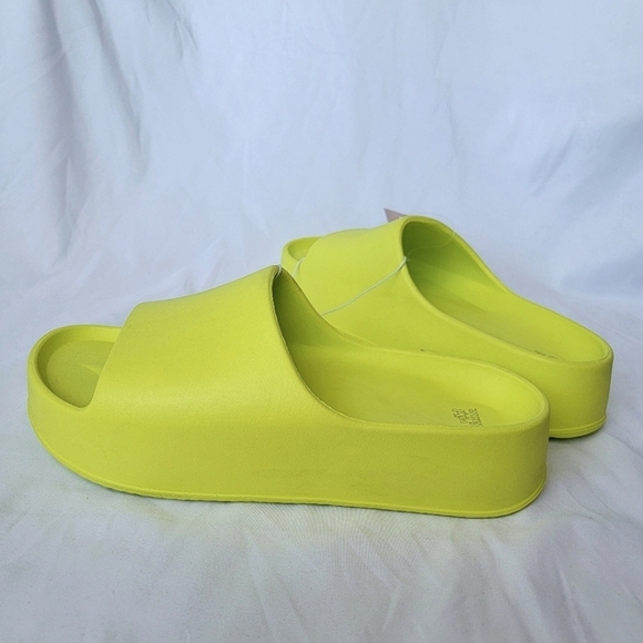 Wild Fable Izzy Platform Slide Sandals | Neon Yellow - Picture 1 of 7